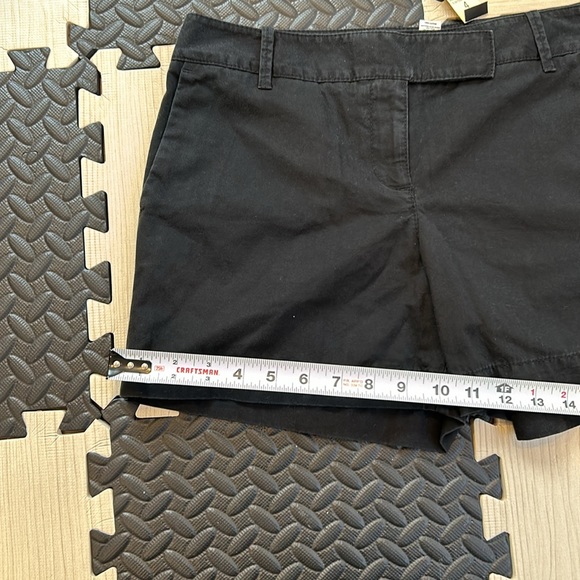 Ann Taylor loft cargo shorts in size 4 NWT - Picture 5 of 9